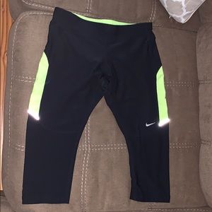 Crop Nike leggings